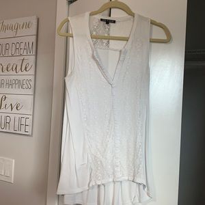 ❌SOLD❌ Barley worn comfy white top